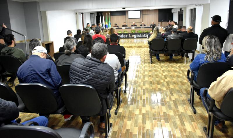 Vereadores aprovam lei que garante doação de materiais de construção para vítimas de desastres naturais em Laranjeiras do Sul